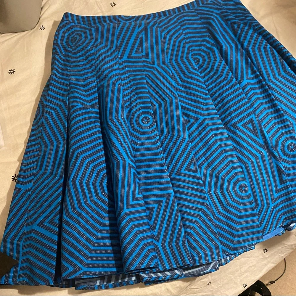 695$ Akris Punto geometric skirt - Picture 3 of 6